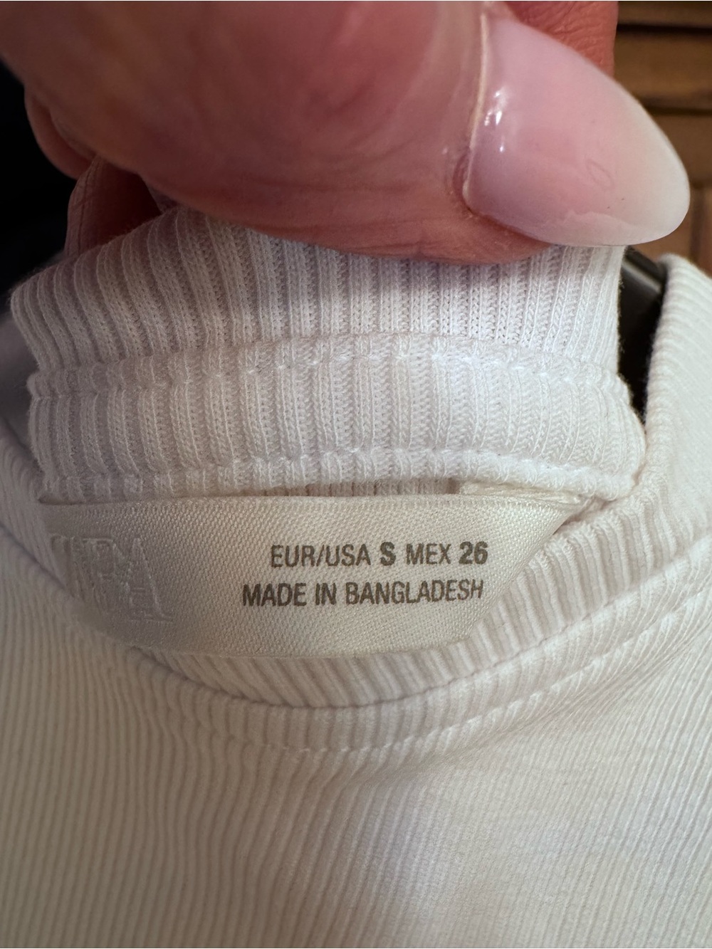 Zara White Ruffle Sleeve Crop Tee - Picture 3 of 3